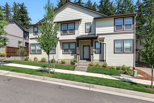 Building Photo - Spacious 5-Bedroom Home with Modern Upgrad...