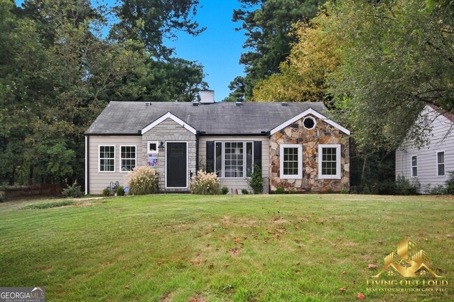 Photo - 1439 Westridge Rd SW