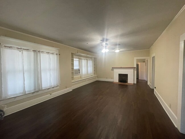 Photo - Charming 3-Bedroom Home with Office Near D...