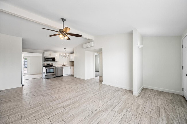 Photo - 11044 E University Dr