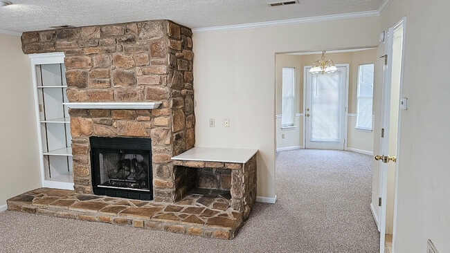 Photo - 140 Bright St