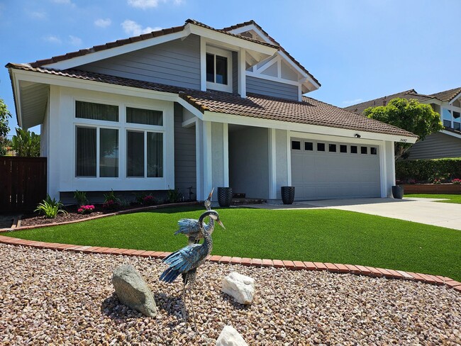 Photo - Pool Home 4 Bedroom