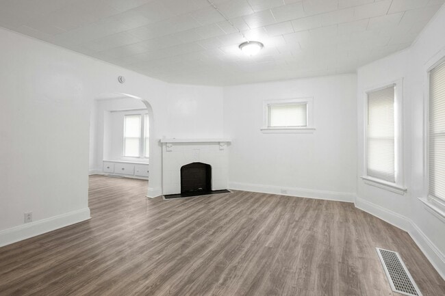 Photo - 13500 3rd Ave
