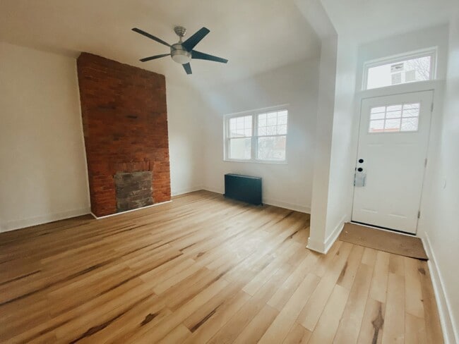Photo - NEWLY RENOVATED 2 BEDROOM IN THE HEART OF BLOOMFIELD!