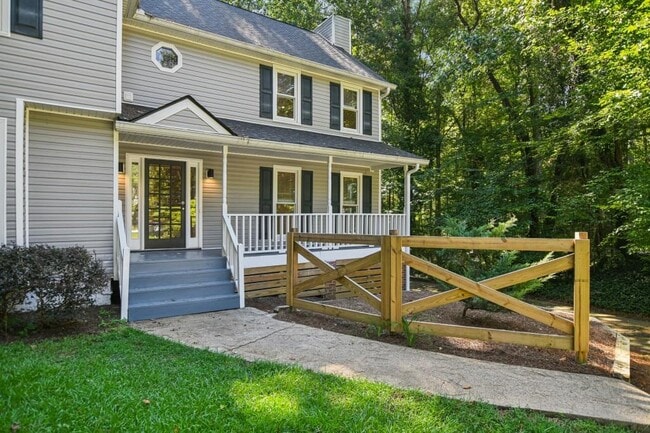 Photo - 2799 Brookcliff Landing NE