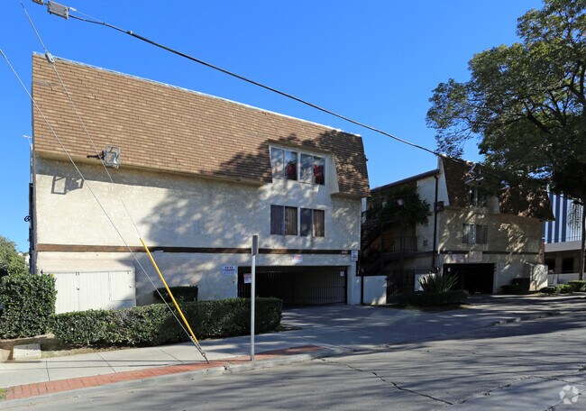 Photo - Riverine Apartments