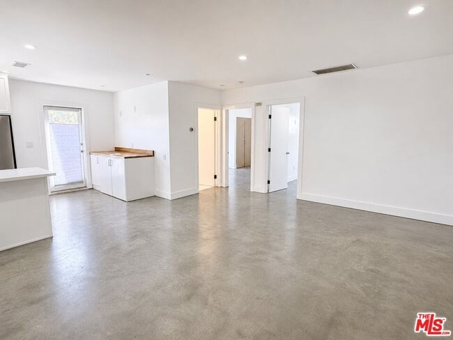4234 Verdugo Rd