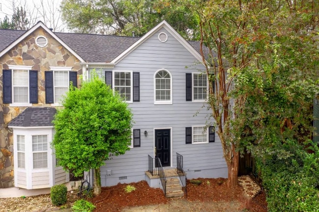 Building Photo - 3036 Regal Park Ct