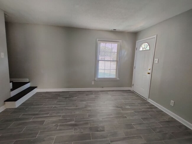 Photo - 2 Bedroom Near Downtown Charlotte