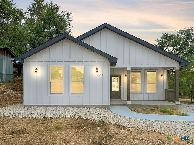 Building Photo - 770 Buck Run Pass