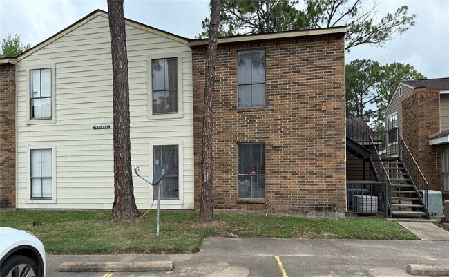 Building Photo - 7200 W T C Jester Blvd Unit 3902 Rental