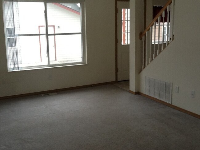 Photo - Three Bedroom Home in Canyon Creek