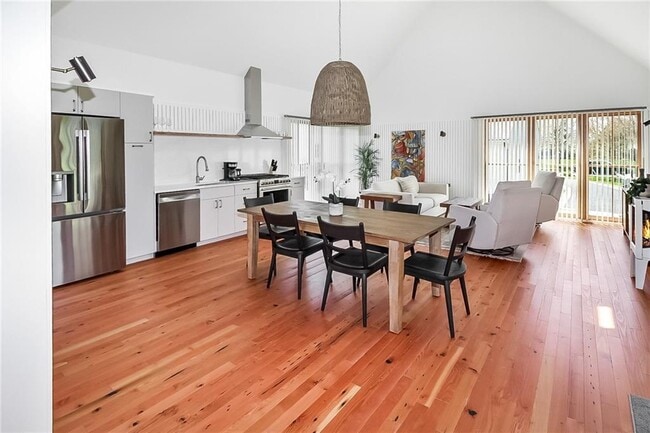 10 Wyndham Hill Rd Unit ADU