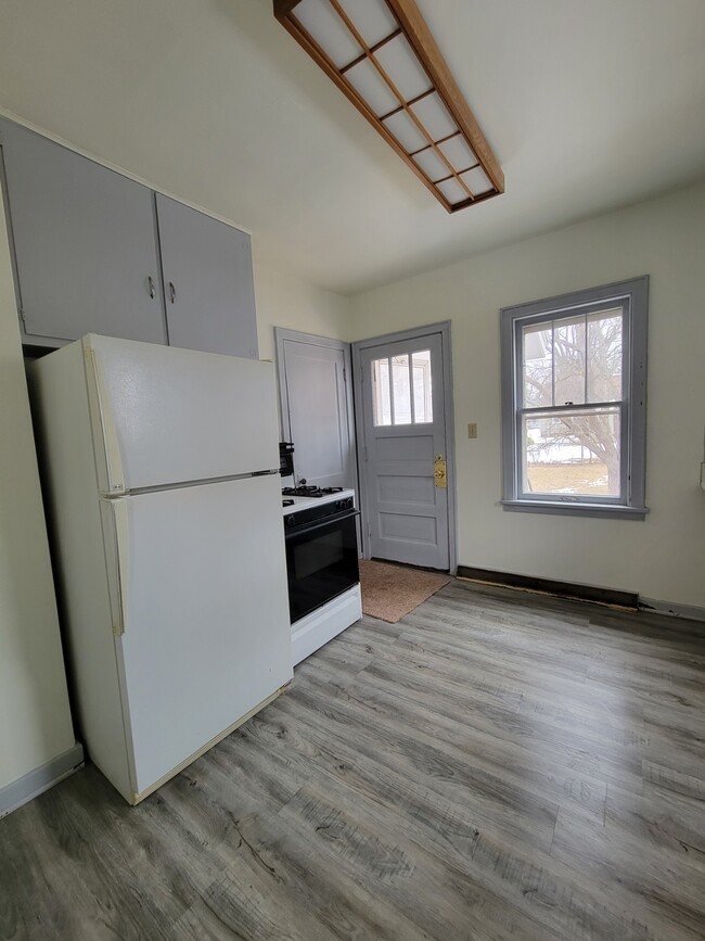 Photo - 1231 S 11th Ave