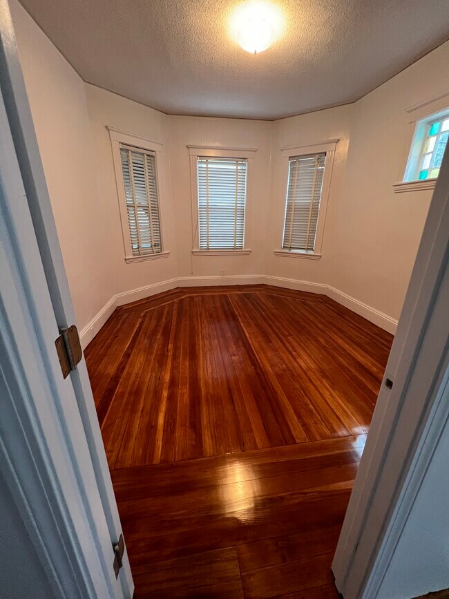 Photo - 75 Cottage St