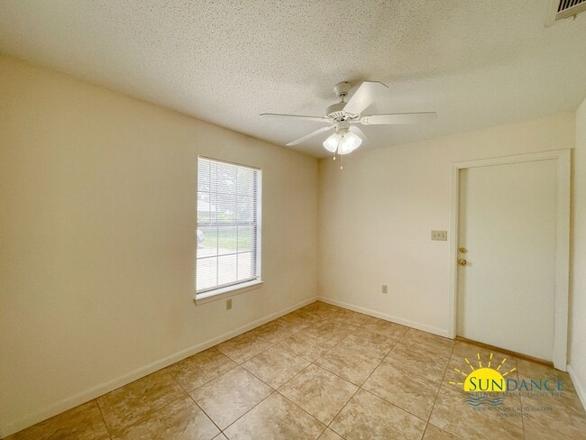 Photo - Charming 3-Bedroom plus Office located in between Hurlburt and Eglin AFB!
