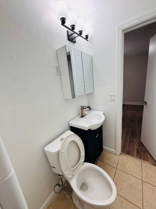 Photo - 2108 Burpee Dr