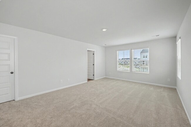 762 Ridgley Dr