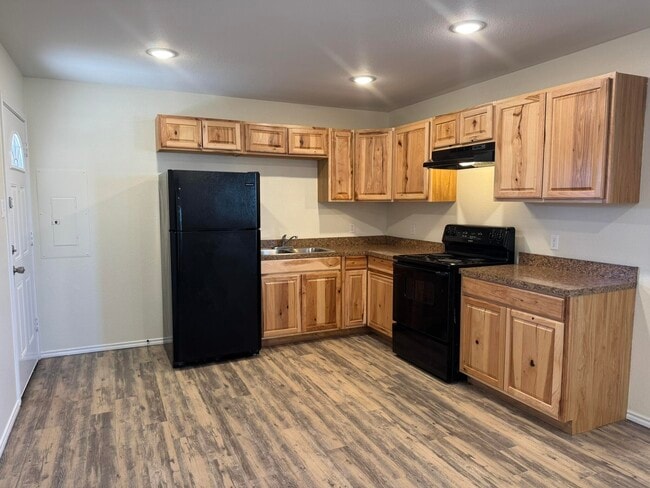 Photo - 321 N Sherman Ave