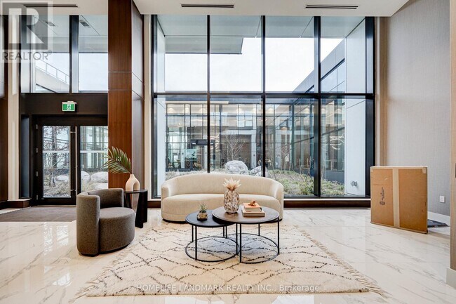 Photo - 95 McMahon Dr Unité 303