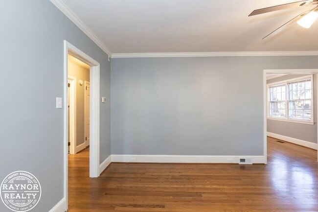 Photo - 433 Norvell St