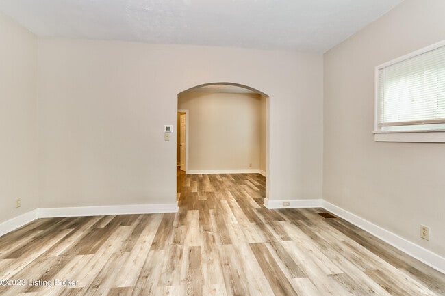 Photo - 113 S 43rd St