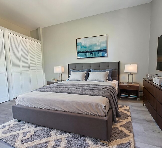 Photo - 1710 76TH St Unit 2