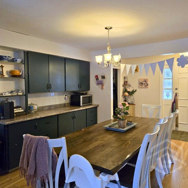 Photo - 5 Bedroom Country Property Available for Rent!!