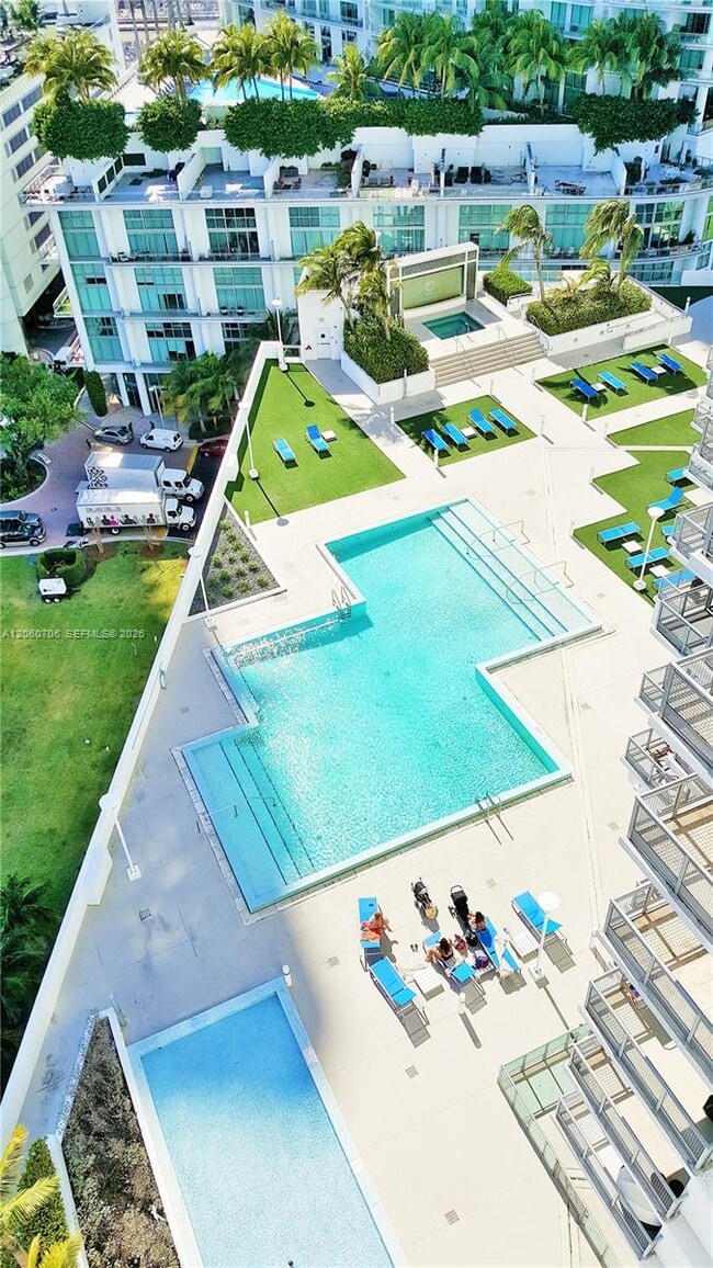 Photo - 350 S Miami Ave