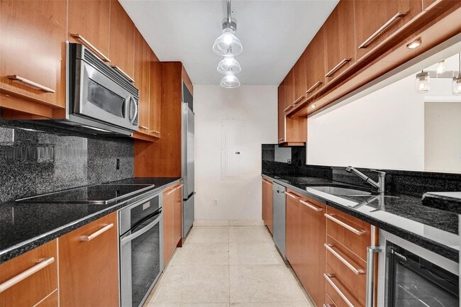 Photo - 901 Brickell Key Blvd Unidad 2302