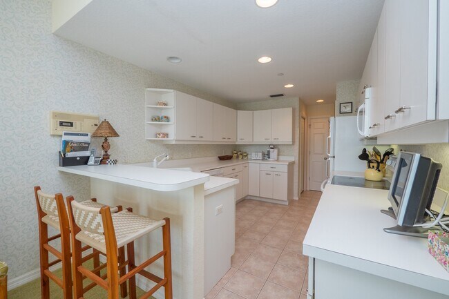 Photo - 777 Beach View Dr