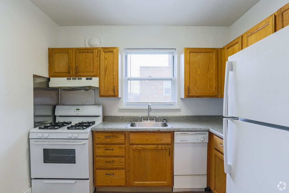 2BR, 1BA - 1000SF (Brett)
