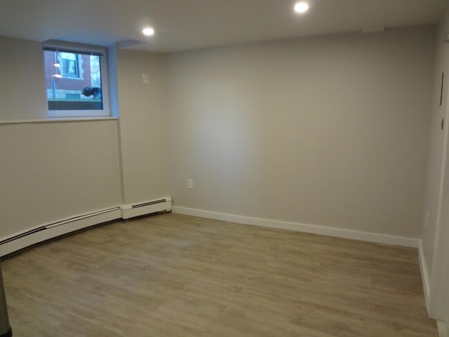 Photo - 15 Seaverns Ave