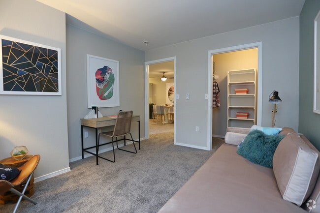 Photo - CARVEL HARBOUR POINTE