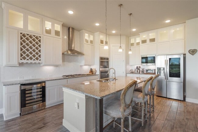 Photo - 1310 Cross Gable