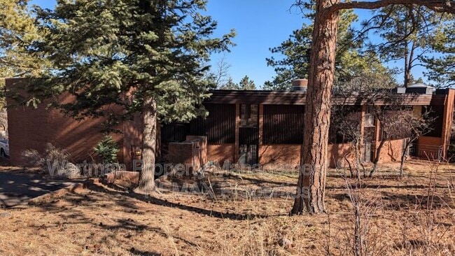 Photo - 15 Upland Rd