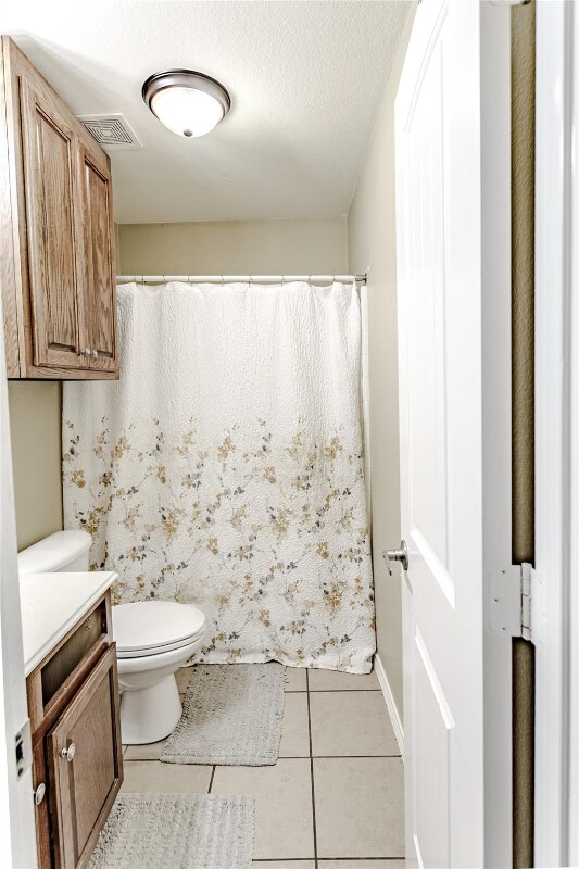 Photo - 2048 Lake Trail Dr