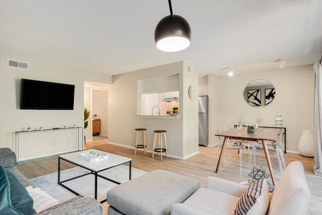 Photo - Landmark at Barton Creek