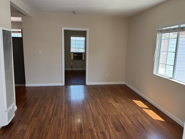 Living room - 2920 S Sycamore Ave