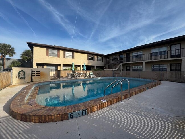 Photo - 2/1.5 in Concord Condominiums