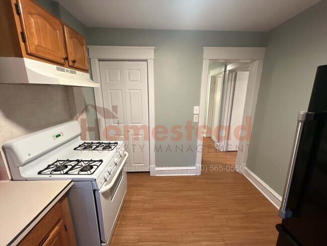 Photo - 30 N Sycamore Ave Unit 2F