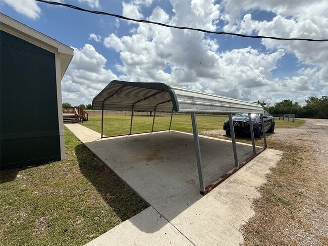 Photo - 1841 County Rd 382