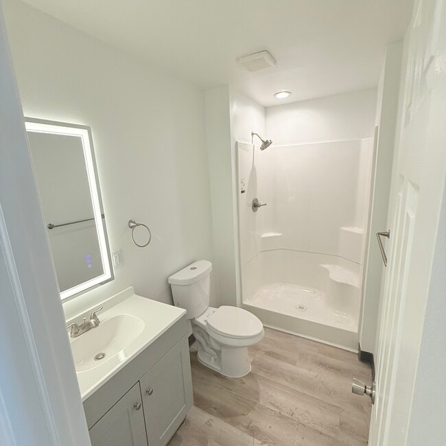 Photo - Woodsdale Apartments Holiday Island Unit 104