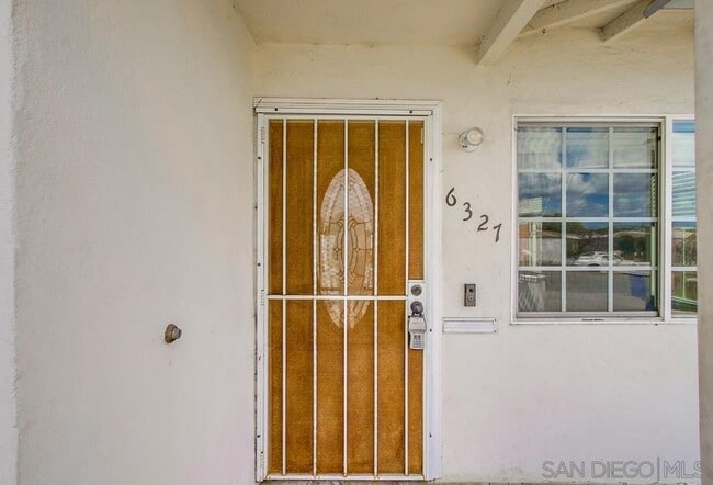 Photo - 6327 Newsome Dr