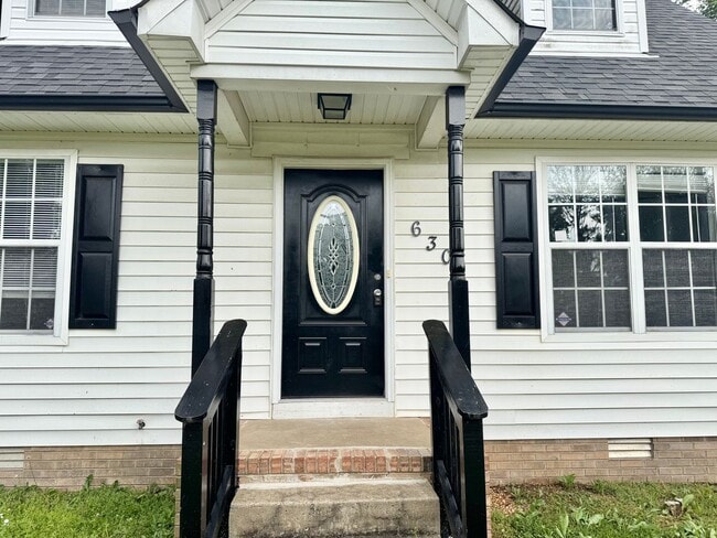 Photo - Three Bedroom Close to Ft. Campbell