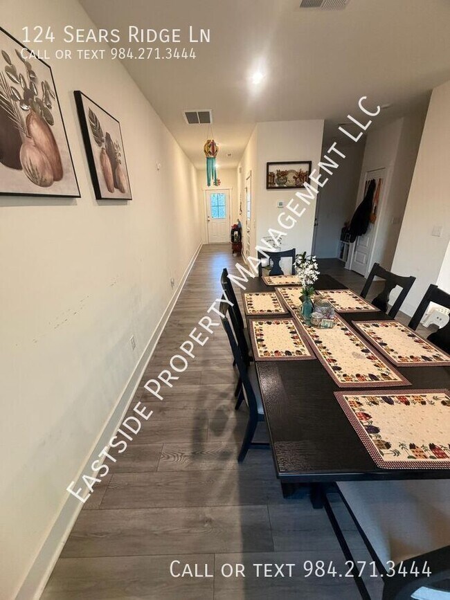 Photo - 124 Sears Rdg Ln