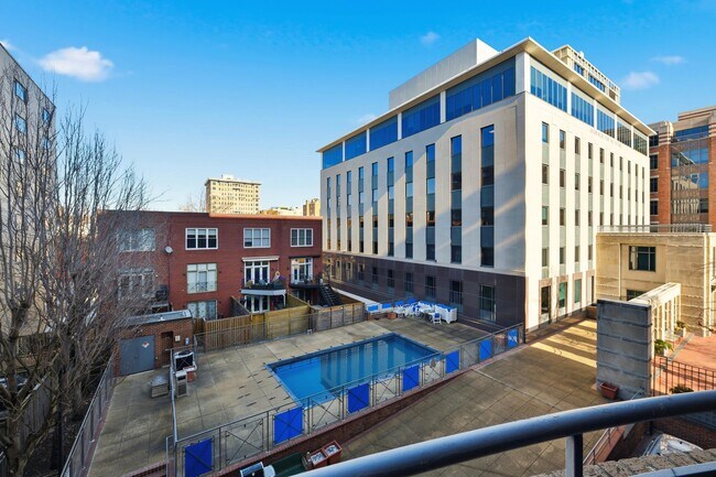 Photo - 1401 17th St NW