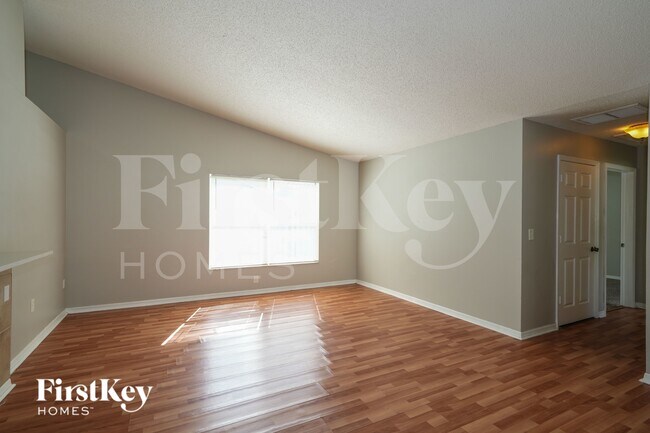 13452 Beechberry Dr