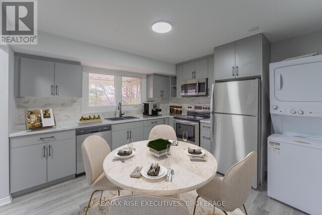 Photo - 811 Overlea Ct
