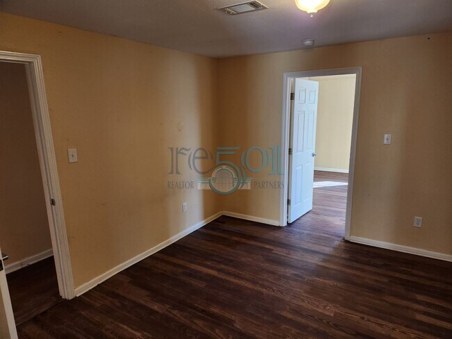 Photo - Great Family Home!  4BR 2 BA